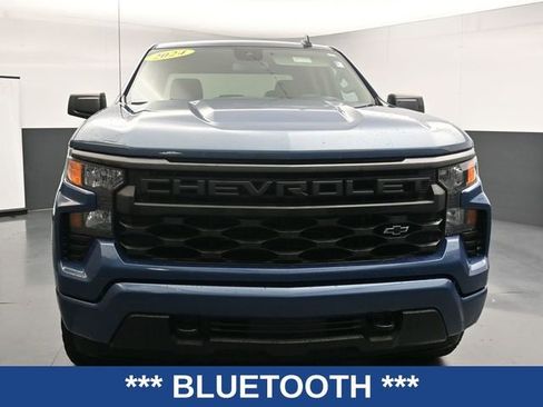 Used 2024 Chevrolet Silverado 1500 Custom w/ Turbomax Blackout Package AWD/4WD image 4