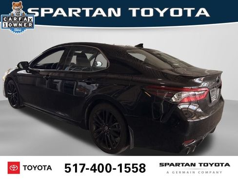 Used 2024 Toyota Camry XSE FWD image 3