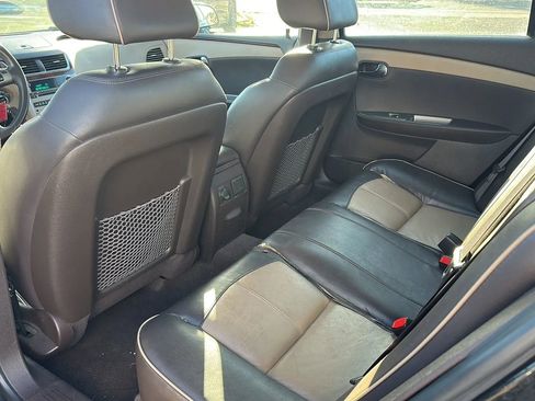 Used 2011 Chevrolet Malibu LTZ image 9