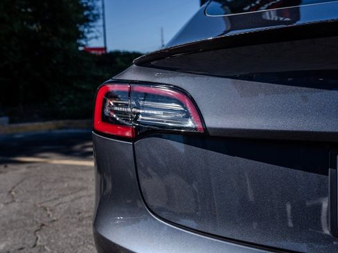 Used 2023 Tesla Model 3 Performance image 24