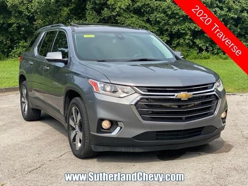Used 2020 Chevrolet Traverse LT w/ LT Premium Package FWD image 1