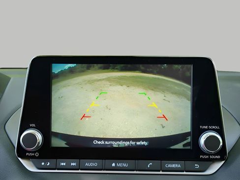 Used 2025 Nissan Sentra SV w/ Trunk Package FWD image 21