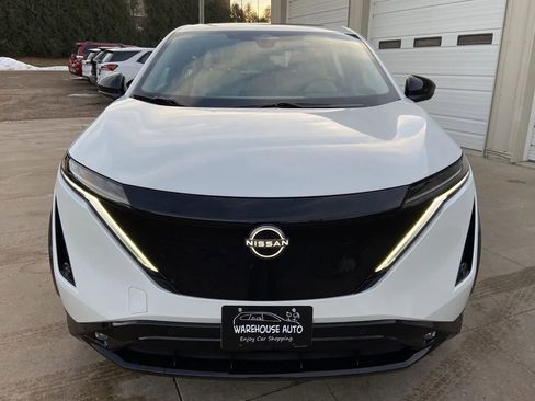 Used 2024 Nissan Ariya AWD image 3