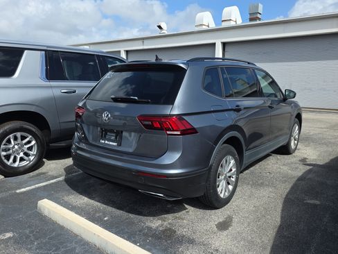 Used 2020 Volkswagen Tiguan S image 6