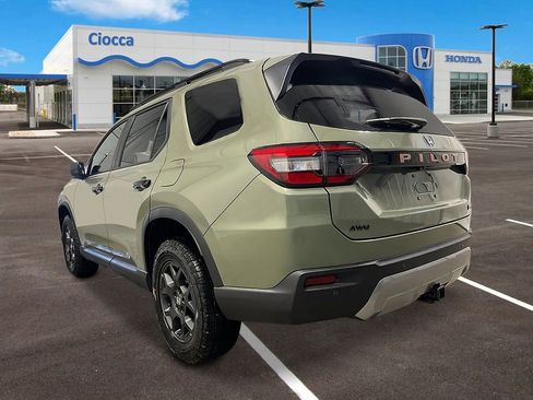 New 2026 Honda Pilot TrailSport image 3