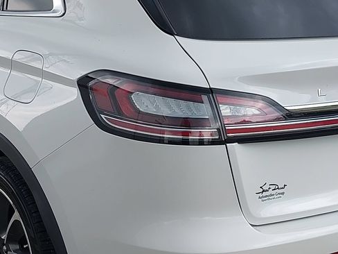 Used 2020 Lincoln Nautilus Reserve w/ Equipment Group 202A AWD/4WD image 31