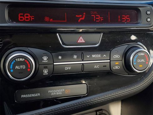 Used 2015 Kia Optima EX image 23