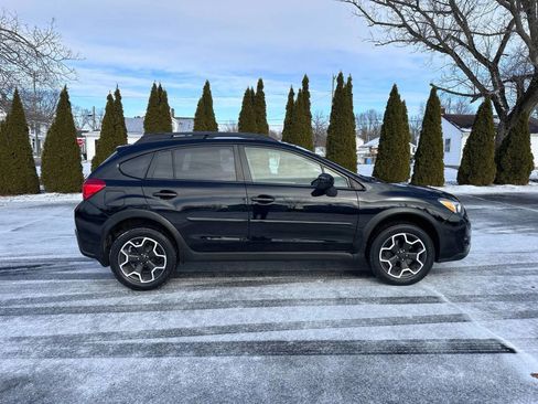 Used 2015 Subaru Crosstrek 2.0i Premium image 4