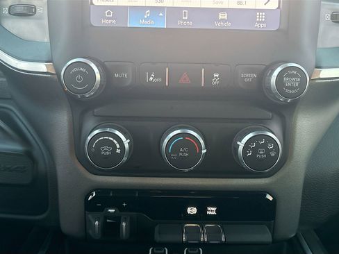 Used 2024 RAM 3500 Big Horn w/ Safety Group AWD/4WD image 12
