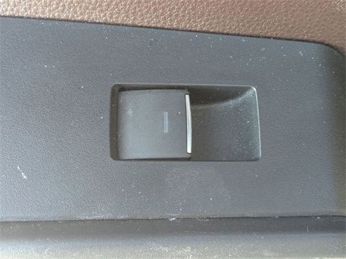 Certified 2022 Toyota Highlander Limited image 27