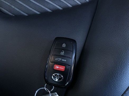 Certified 2025 Toyota Highlander XSE AWD/4WD image 31