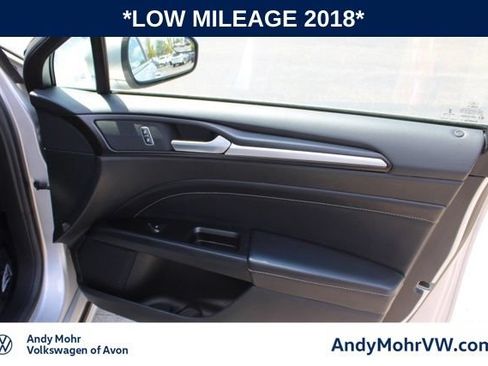 Used 2018 Ford Fusion Titanium AWD/4WD image 21