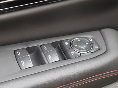 Used 2026 GMC Yukon AT4 Ultimate AWD/4WD image 26