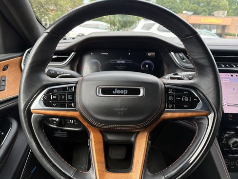 Used 2021 Jeep Grand Cherokee L Summit AWD/4WD image 14