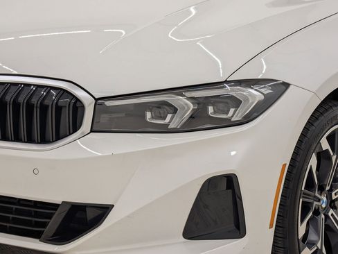 New 2025 BMW 330i Sedan w/ Convenience Package image 11