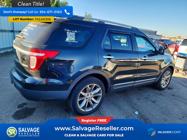 Used 2014 Ford Explorer XLT w/ Equipment Group 202A FWD image 4