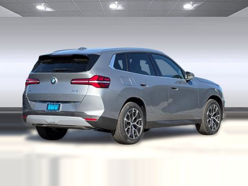 Used 2026 BMW X3 xDrive30 w/ Premium Package image 8