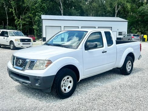 Used 2016 Nissan Frontier S RWD image 3