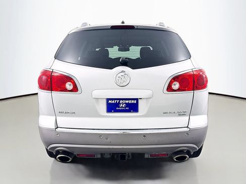Used 2010 Buick Enclave CXL FWD image 6