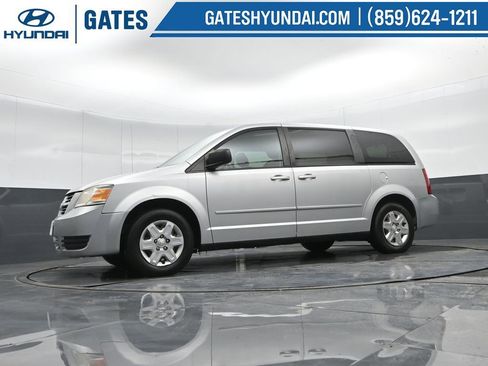 Used 2010 Dodge Grand Caravan SE w/ Climate Group FWD image 34