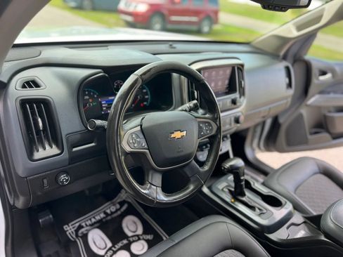 Used 2019 Chevrolet Colorado Z71 RWD image 11