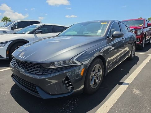 Certified 2023 Kia K5 LXS FWD image 4