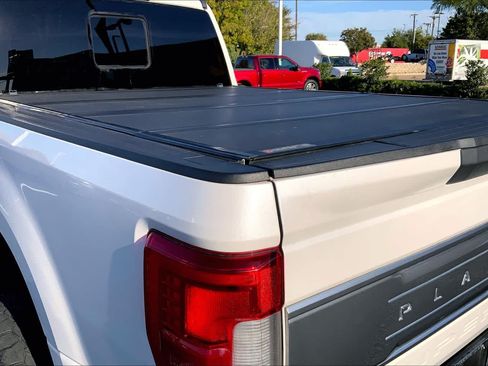Used 2018 Ford F250 Platinum w/ Platinum Ultimate Package AWD/4WD image 10