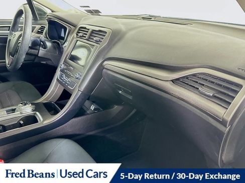 Certified 2020 Ford Fusion SE image 32