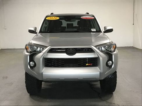 Certified 2020 Toyota 4Runner SR5 RWD image 2