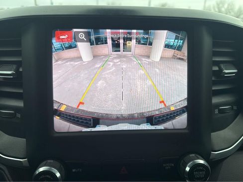 Used 2022 RAM 1500 Big Horn AWD/4WD image 25