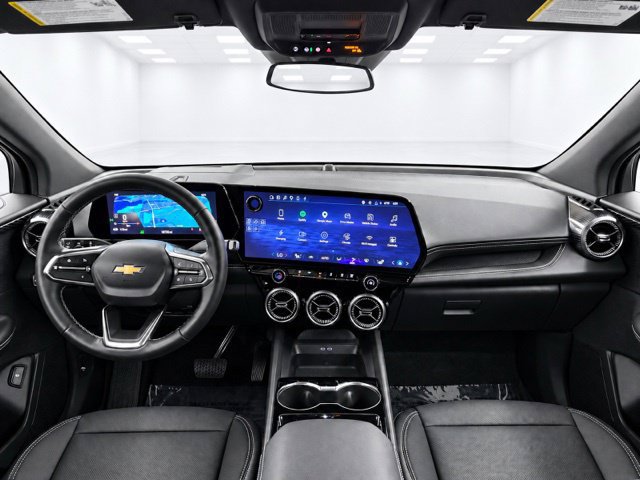 Used 2024 Chevrolet Blazer EV LT AWD/4WD image 19