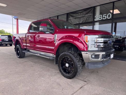 Used 2017 Ford F350 Lariat w/ FX4 4x4 Off Road Package image 6