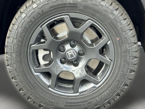 New 2025 Honda Pilot TrailSport image 11