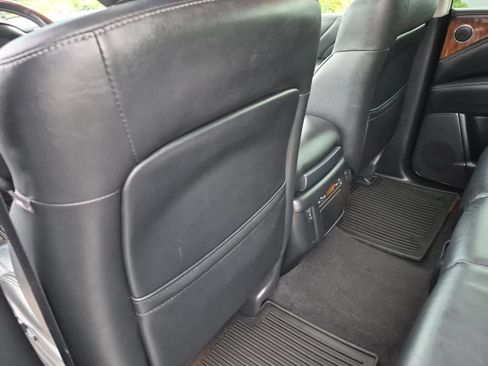 Used 2015 INFINITI QX80 4WD w/ Deluxe Technology Package image 18