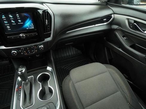 Used 2019 Chevrolet Traverse LS image 12