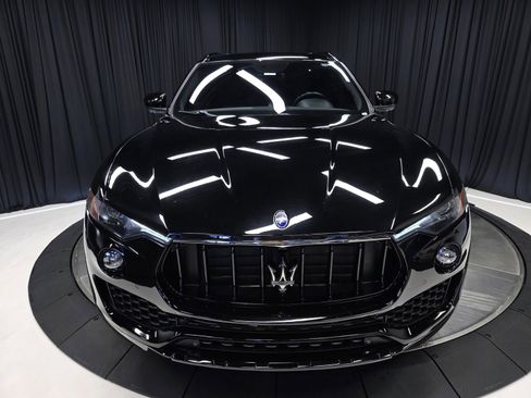 Used 2018 Maserati Levante GranSport image 53