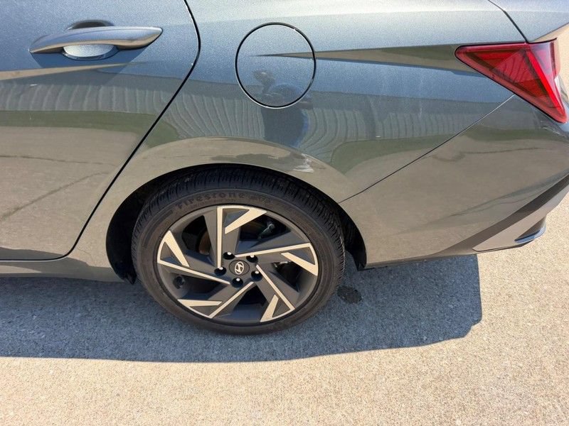 Used 2024 Hyundai Elantra Limited FWD image 6