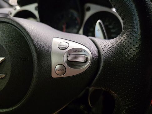 Used 2009 Nissan 370Z Touring w/ Sport Pkg RWD image 44
