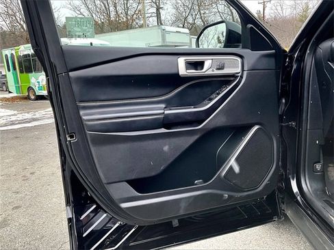 Used 2020 Ford Explorer ST image 19