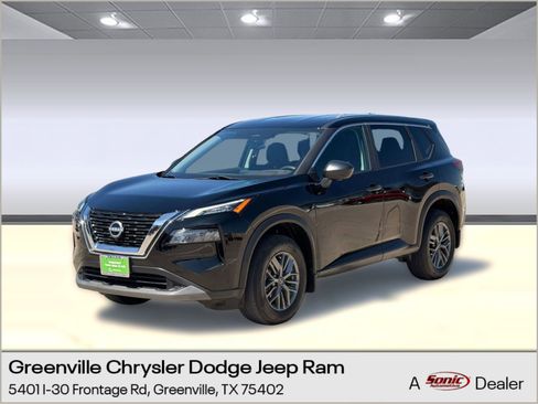 Used 2023 Nissan Rogue S image 1