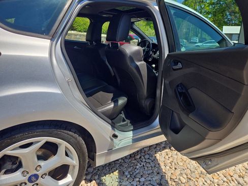 Used 2014 Ford Focus ST w/ Equipment Group 202A FWD image 22
