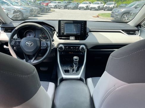 Certified 2020 Toyota RAV4 XLE AWD/4WD image 10