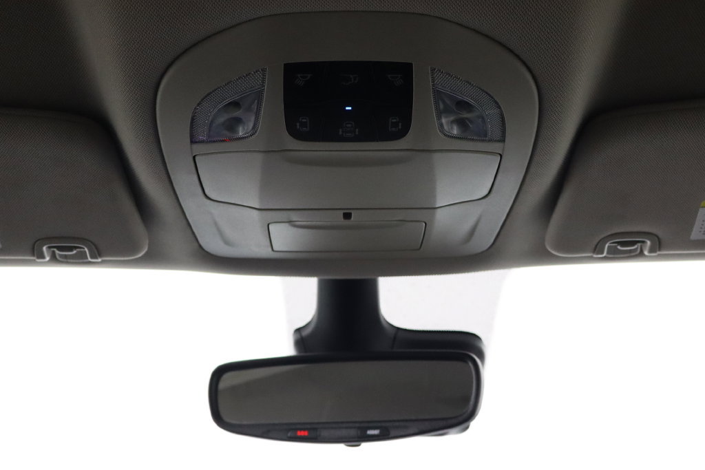 Used 2024 Chrysler Pacifica Limited FWD image 27