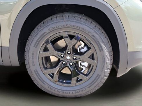 New 2026 Volkswagen Atlas Peak Edition AWD/4WD image 9