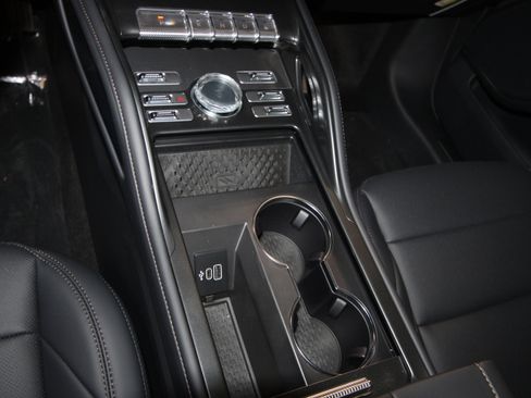 New 2026 Lincoln Nautilus Premier image 19