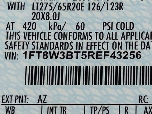 Used 2024 Ford F350 Lariat w/ Lariat Ultimate Package AWD/4WD image 53