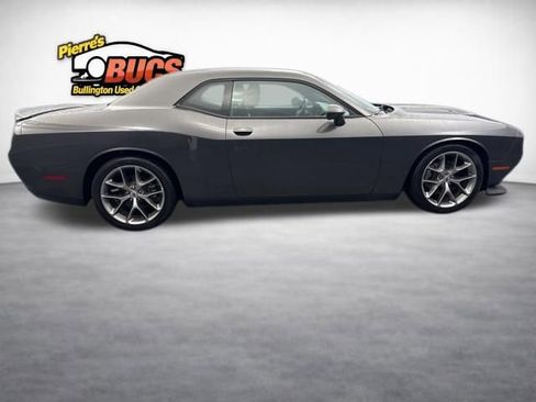 Used 2022 Dodge Challenger GT RWD image 8