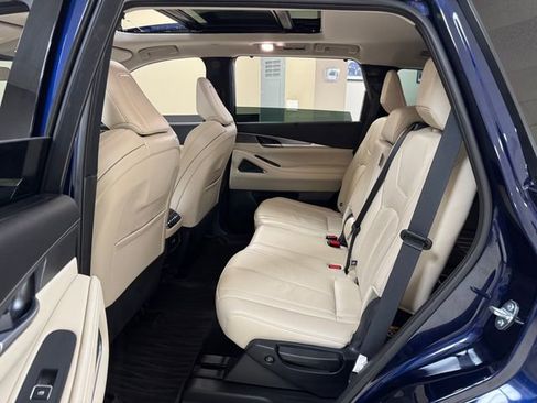Used 2025 INFINITI QX60 Luxe w/ Cargo Package FWD image 21