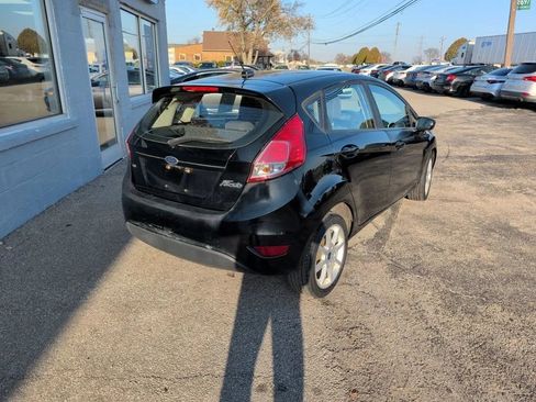 Used 2019 Ford Fiesta SE w/ Equipment Group 201A image 7