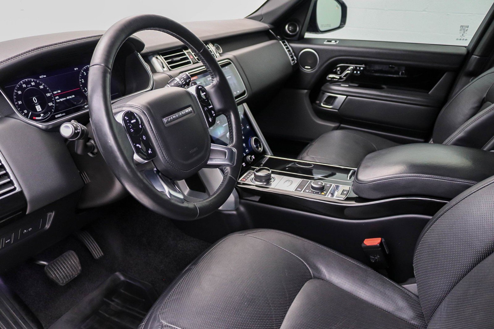 Used 2020 Land Rover Range Rover HSE AWD/4WD image 25